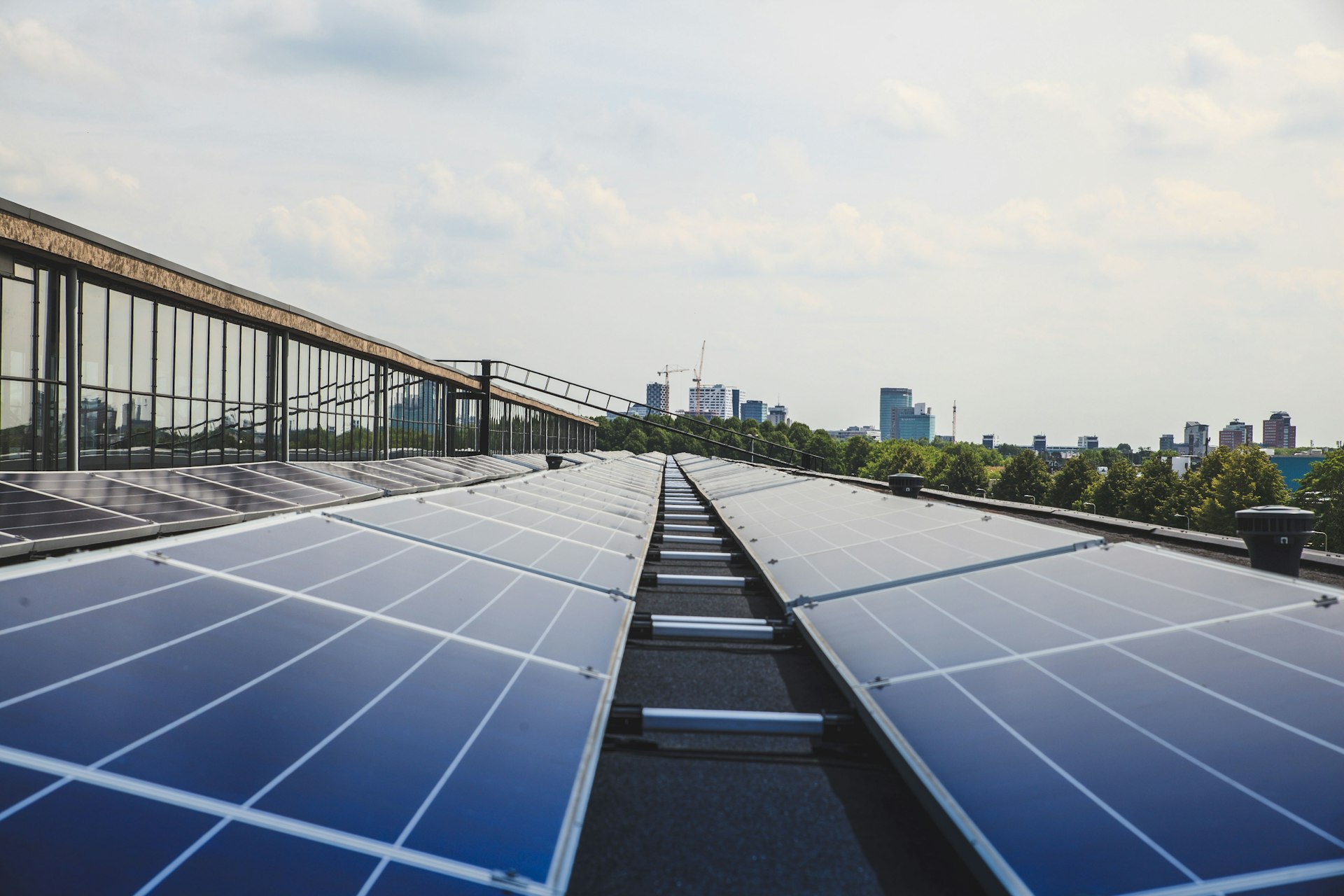 Energía solar para fábricas de alimentos en Málaga